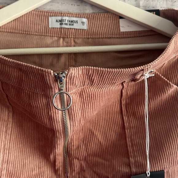 Almost Famous High rise skirt NWT - Picture 2 of 5